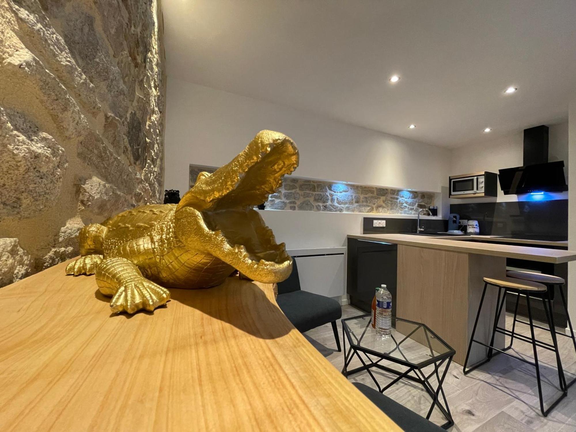 Le Calloch 2D - Studio 4 Etoiles - Quartier Gare - Wifi - Netflix Quimper Eksteriør billede
