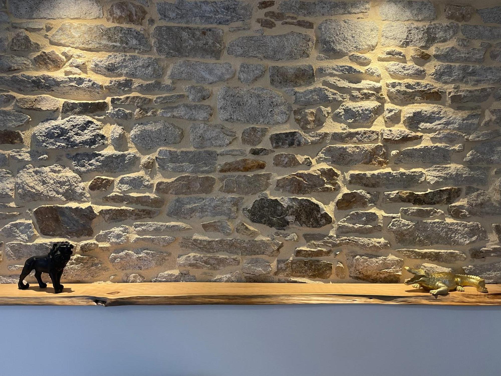 Le Calloch 2D - Studio 4 Etoiles - Quartier Gare - Wifi - Netflix Quimper Eksteriør billede